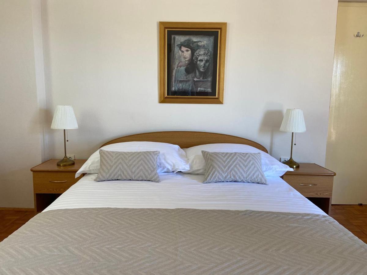 Apartman Noni Biograd Na Moru Bagian luar foto