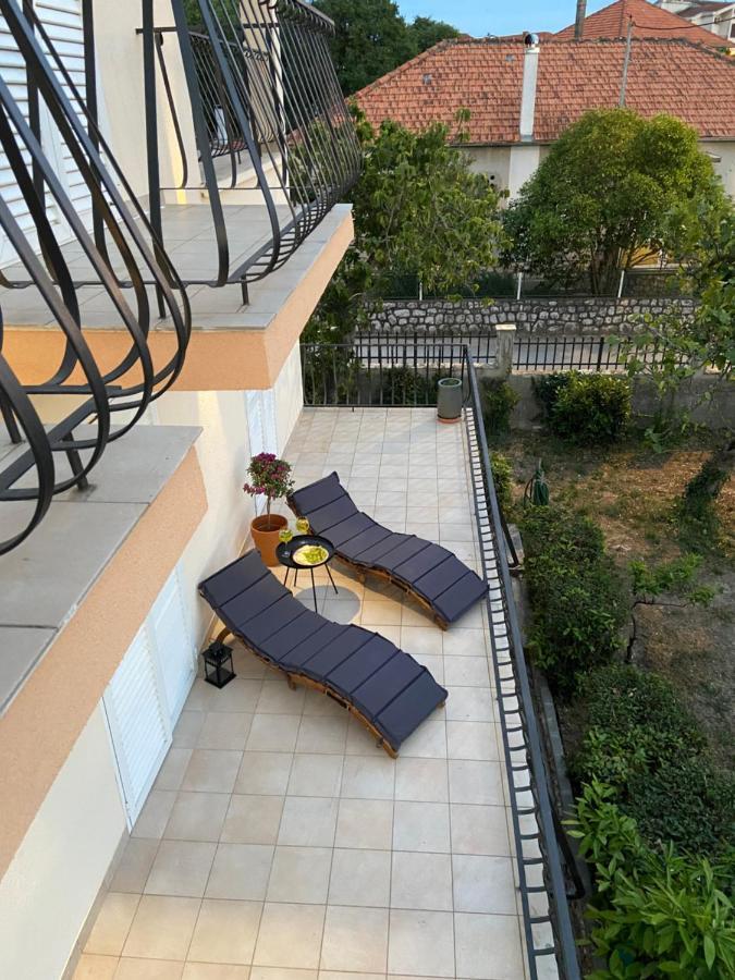 Apartman Noni Biograd Na Moru Bagian luar foto