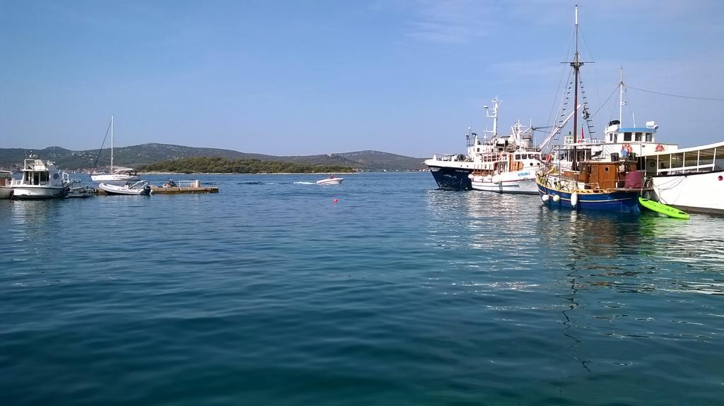 Apartman Noni Biograd Na Moru Bagian luar foto