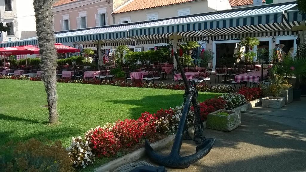Apartman Noni Biograd Na Moru Bagian luar foto